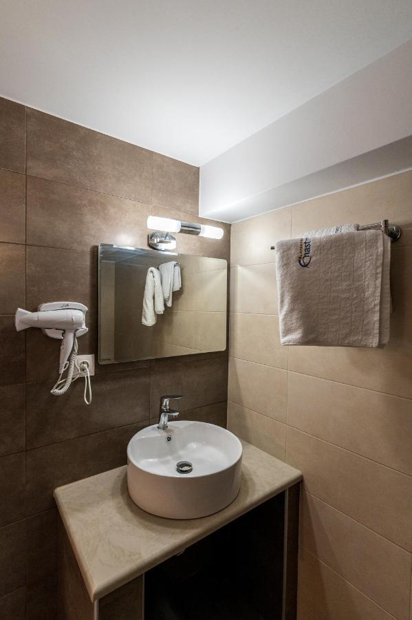 Enastron Apartments Сітія Екстер'єр фото